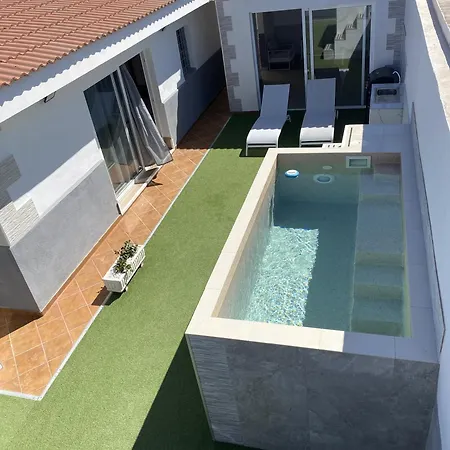 Hermosa Casa Chalet بيت للعطل