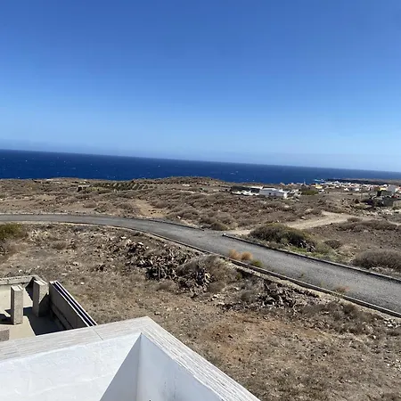 Hermosa Casa Chalet بيت للعطل